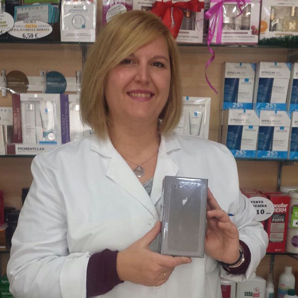 Carolina Vélez - Técnico en Farmacia (San Fernando)