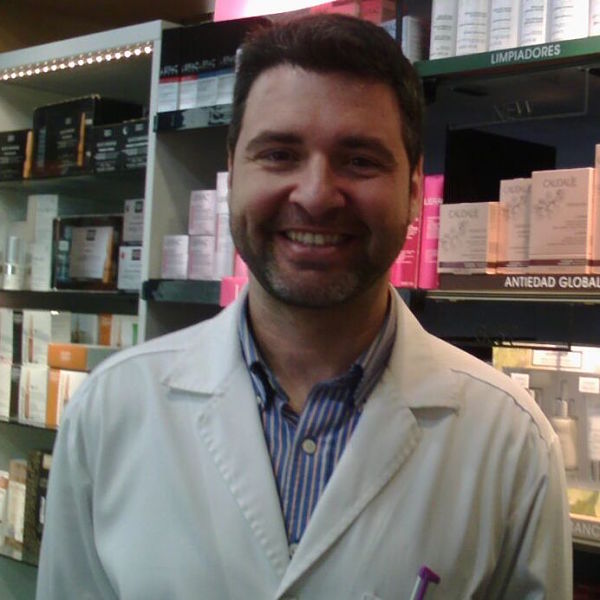Luis Artacho Huertas - Técnico en Farmacia (Sevilla)