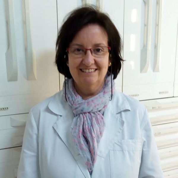 Amparo Alba - Titular de Farmacia (Valencia)