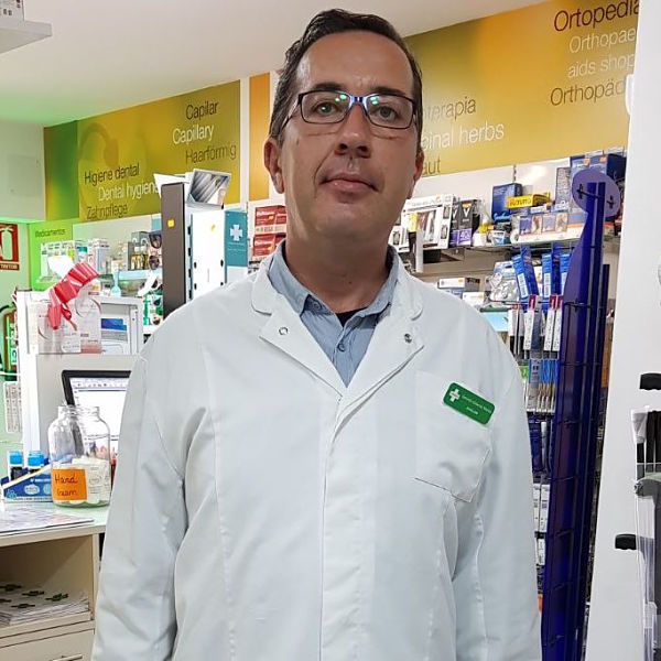 Gerardo Gutiérrez - Auxiliar de Farmacia (Calahonda, Málaga)