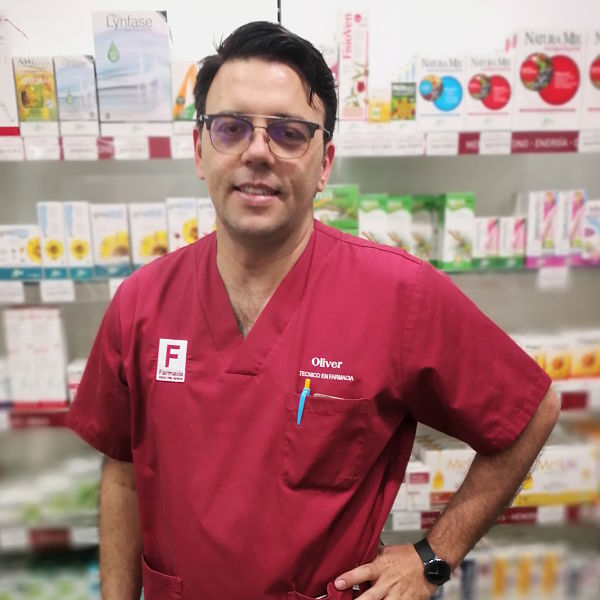 Oliver Barreto - Técnico en Farmacia Santa Cruz de Tenerife)
