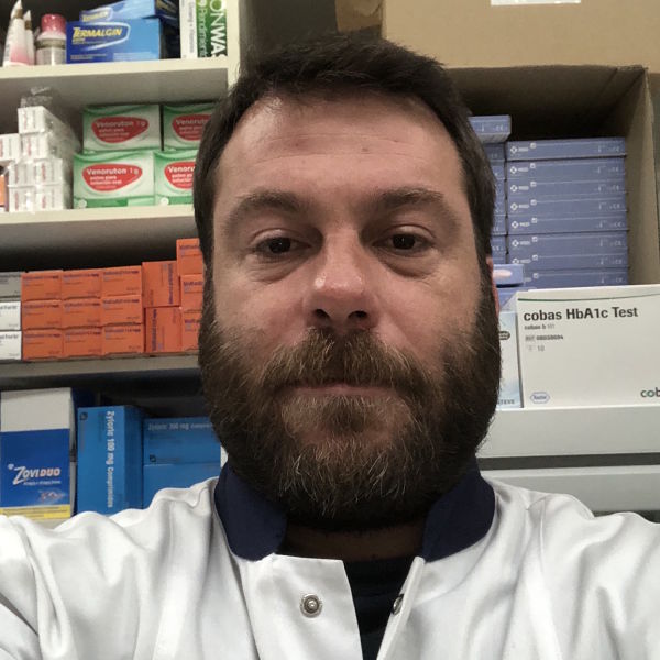 Julio Jiménez - Auxiliar de Farmacia (Marbella)