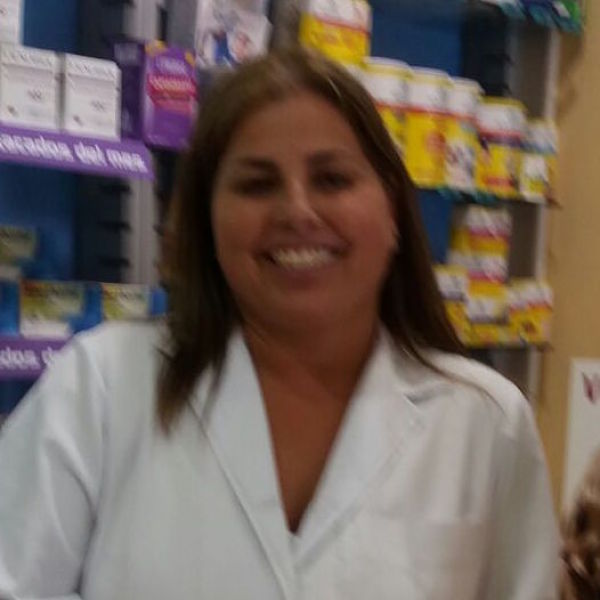 Mónica Bort - Farmacéutica Adjunta (Burriana, Castellón)