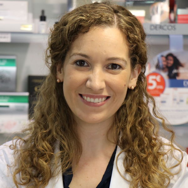 Eva Valencia - Técnico en Farmacia (Reus)