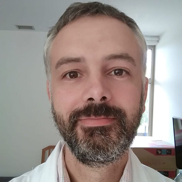 Javier Martínez - Farmacéutico Adjunto (Cambre, Pontevedra)