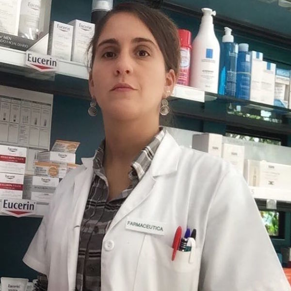Rebeca Rozada - Farmacéutica Adjunta (Gijón)