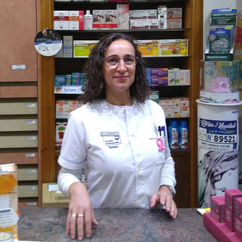 Sabina Hidalgo - Auxiliar de Farmacia (León)