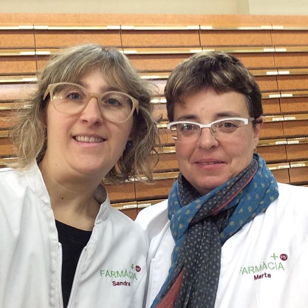 Marta y Sandra - compañeras de Farmacia (Solsona, Lleida)